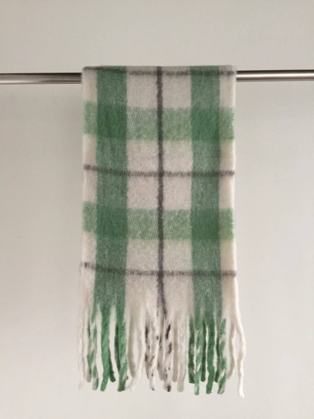 Light Coloured Scotland Checked Scarf - 8 Colours