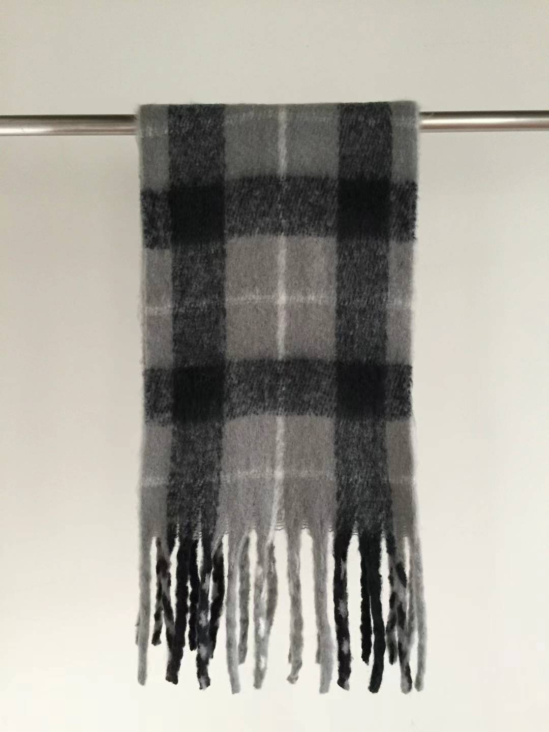 Light Coloured Scotland Checked Scarf - 8 Colours