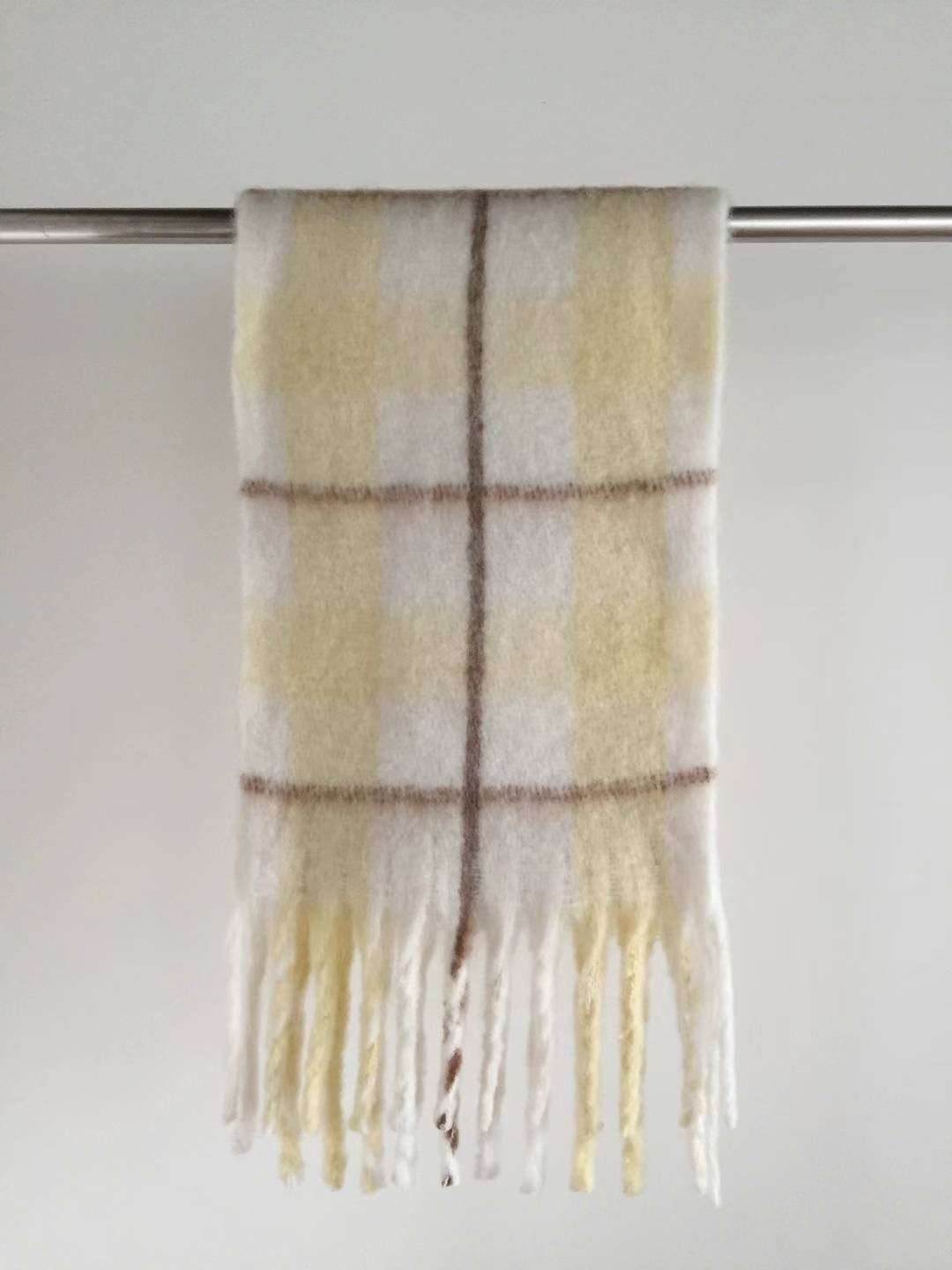 Light Coloured Scotland Checked Scarf - 8 Colours