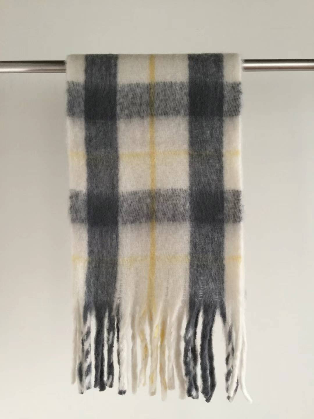 Light Coloured Scotland Checked Scarf - 8 Colours