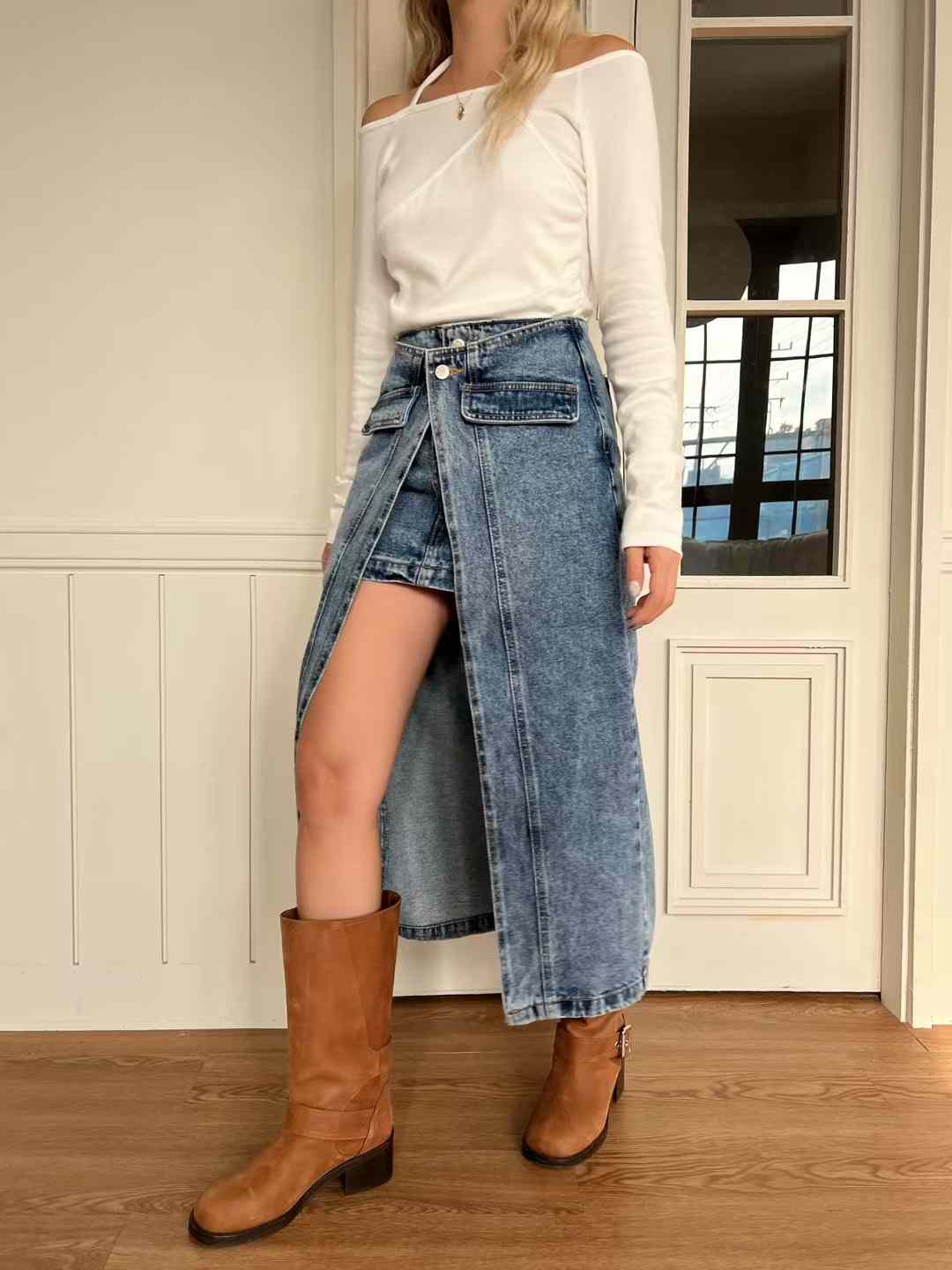 Maxi denim skirt with a front slit